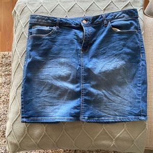 Women’s faded denim skirt